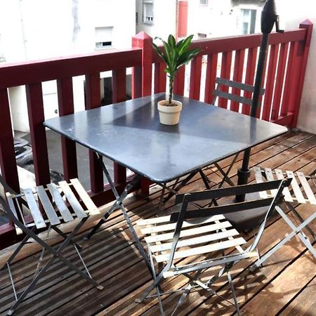 Duplex Avec Belle Terasse Au Centre De Bayonne Apartment Exterior foto